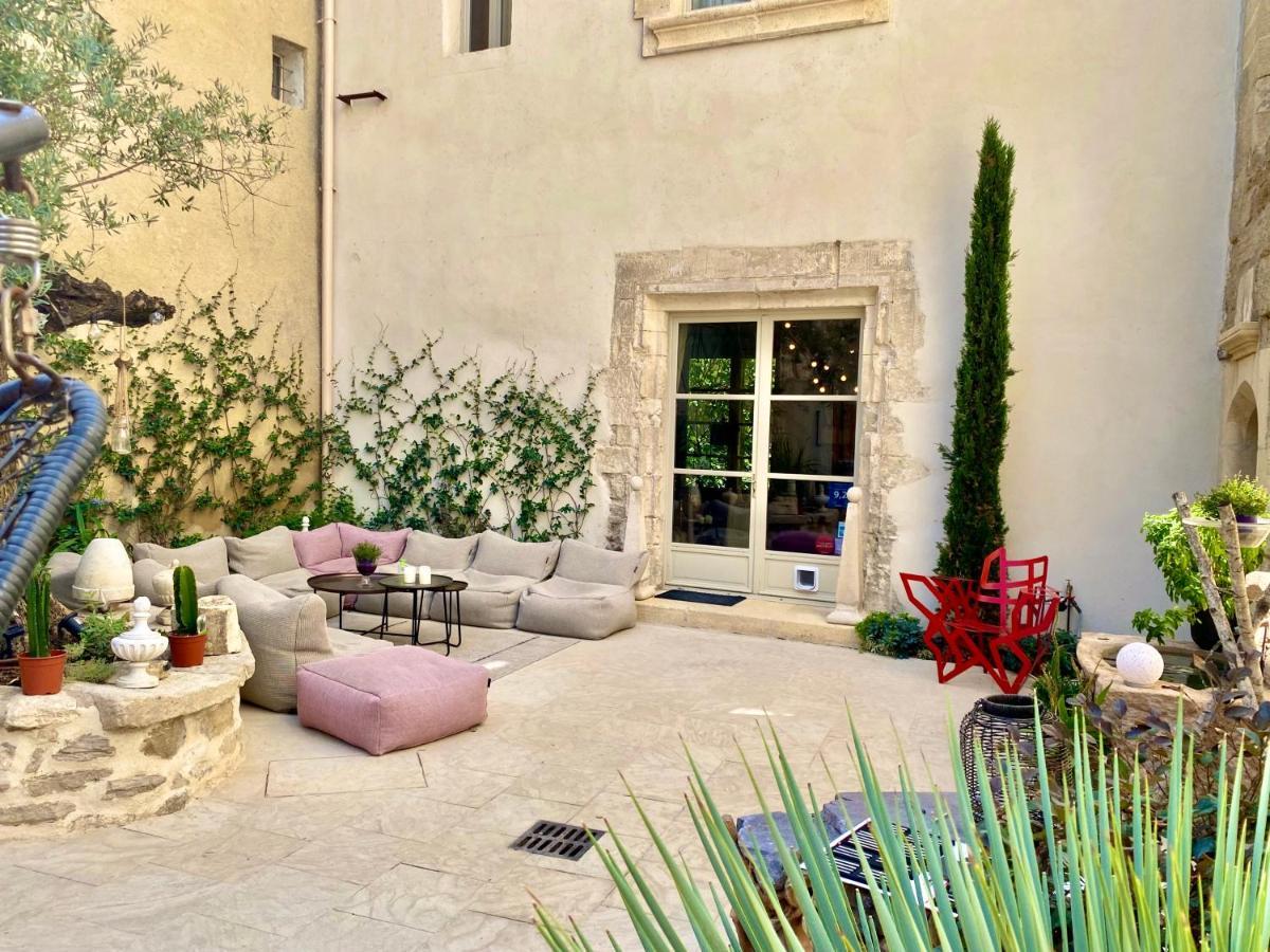 Palais Aoma, Hotel Particulier De Luxe En Provence L'Isle-sur-la-Sorgue Exterior photo